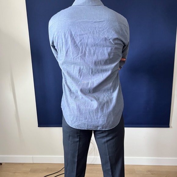 Hugo Boss Shirt - Picture 2 of 5